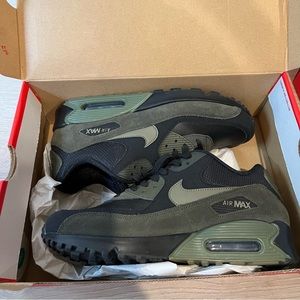Nike Air Max 90 Green/Dark Green/Black Men’s Size 10